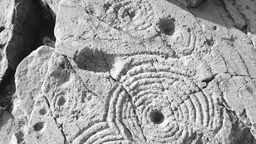 Carving out Connections: Scotland\'s Rock Art